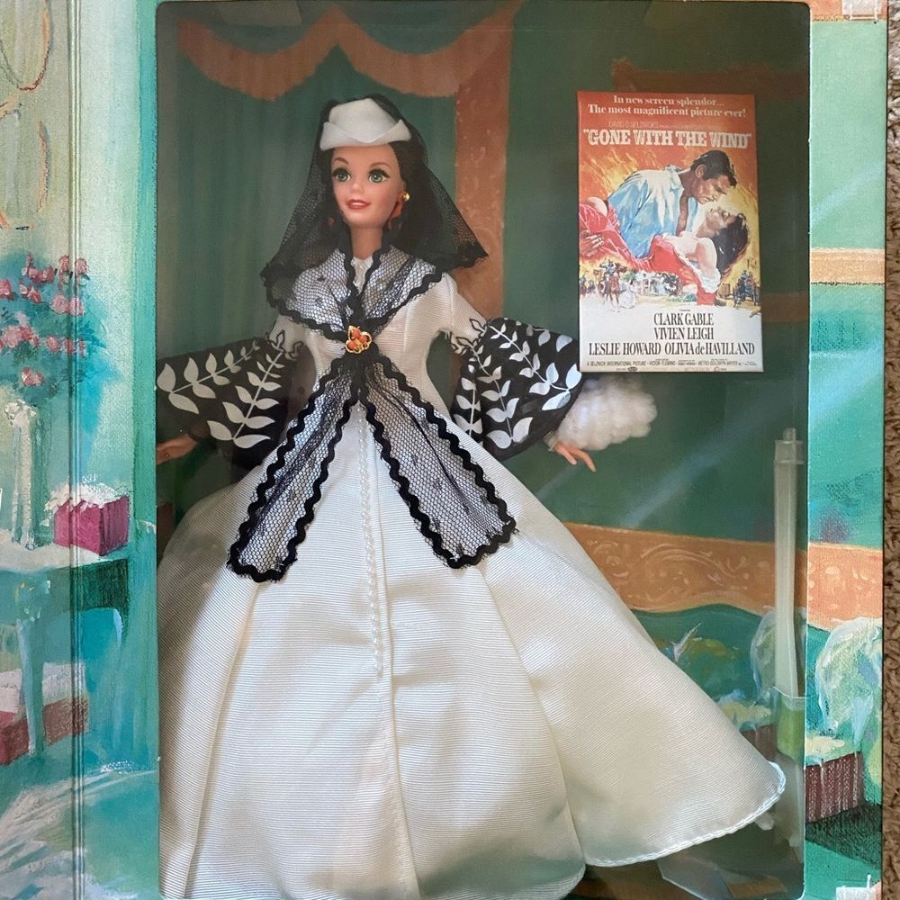 Gone With The Wind Scarlett O’Hara Barbie Doll Black & White Honeymoon Dress OS